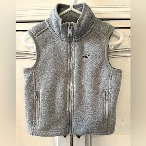 Vineyard Vines 2T boys vest